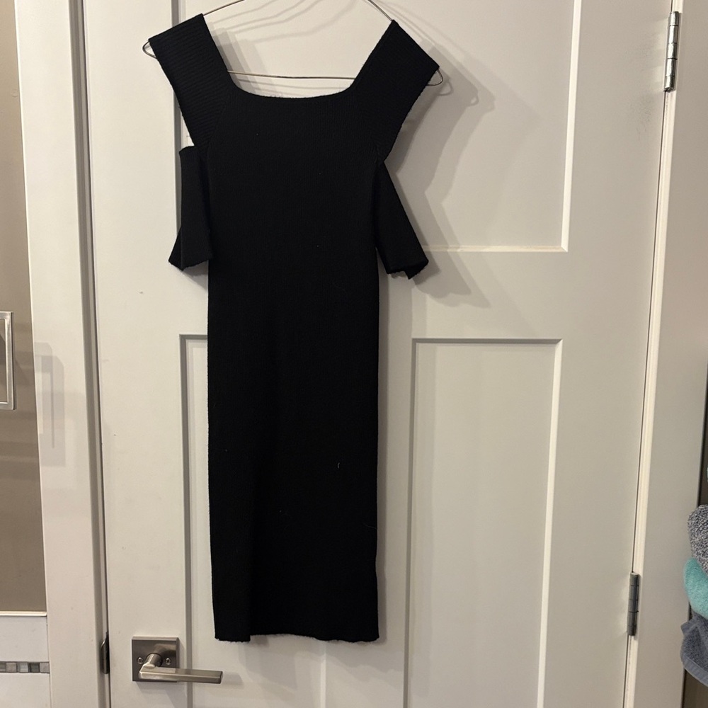 Black Off-Shoulder Knit Midi Dress